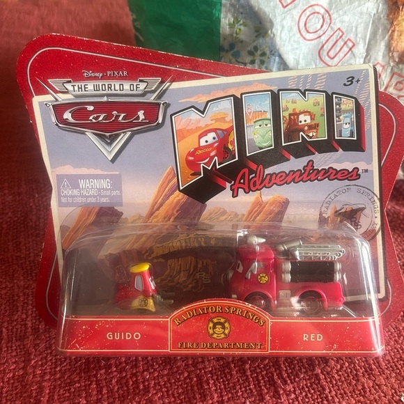 Disney Cars Mini Adventures Radiator Springs Fire Dept. Guido & Red Car - Picture 1 of 4
